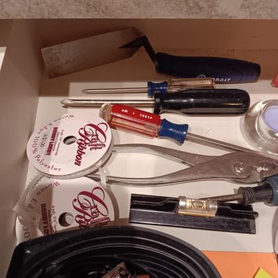 CONTENTS OF THE CATCH ALL DRAWER