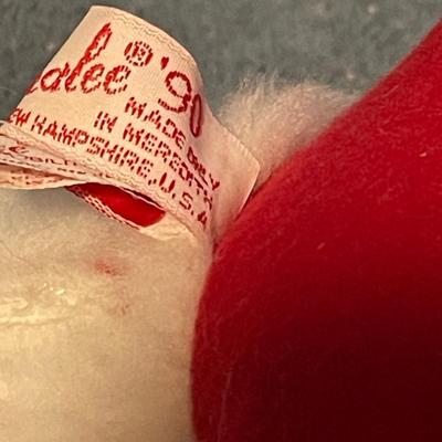 LOT 80 GREAT COLLECTABLE ANNALEE SANTA DOLLS
