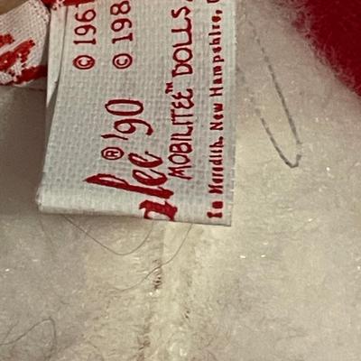 LOT 80 GREAT COLLECTABLE ANNALEE SANTA DOLLS