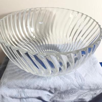 9” Towle Crystal Center Piece / Serving Bowl