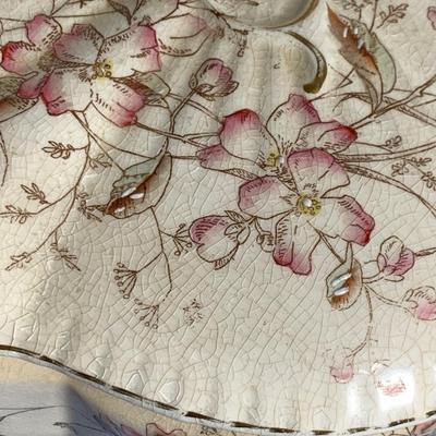 Early Covered Casserole Dish