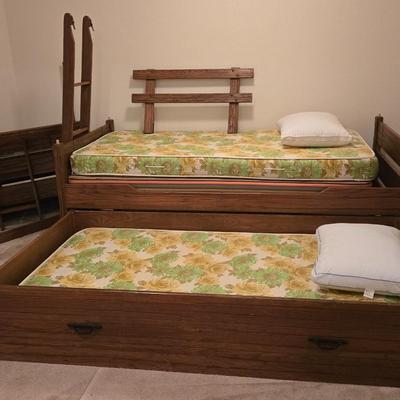 Ranch Oak Bunk Beds with a Pull Out Trundle Bed with Ladder and Matching Mirror