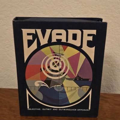Vintage Evade Game