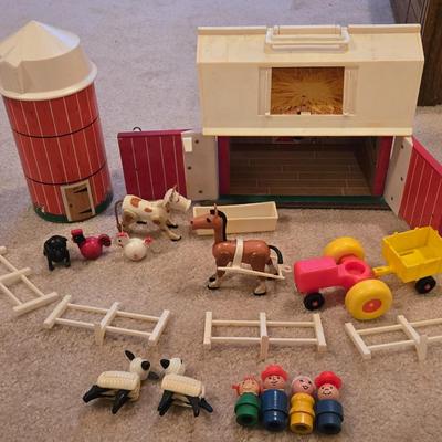 Vintage Little People Barn, Silo and Accessories
