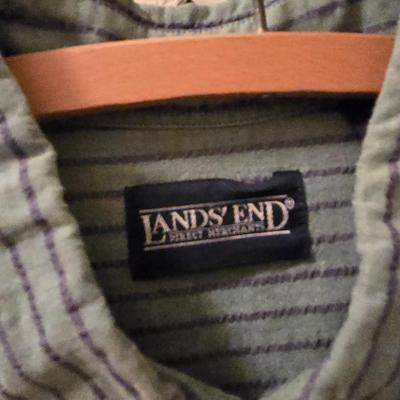 Lot of Men's Button Down Long & Short Sleeve Shirts