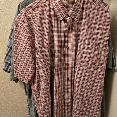 Lot of Men's Button Down Long & Short Sleeve Shirts