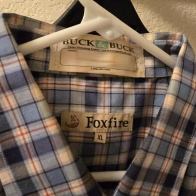 Lot of Men's Button Down Long & Short Sleeve Shirts