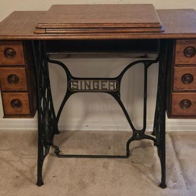 Vintage Singer Sewing Table