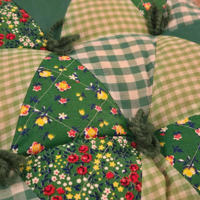 Vintage Quilted Plush Christmas Tree and 2 Placemats