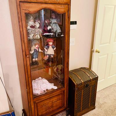 Display w/ Dolls and Hamper