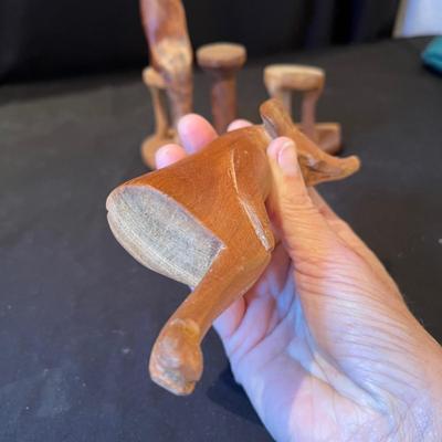Hand Carved African Animals Wood Figurines (LR-RG)