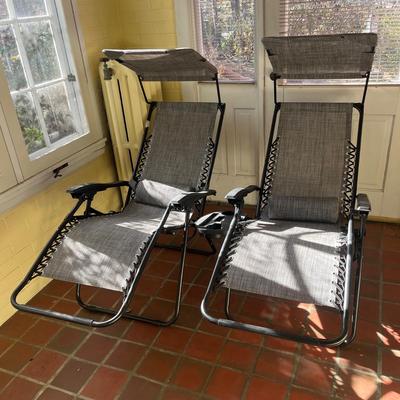 Two Zero Gravity Chairs (SR-MG)