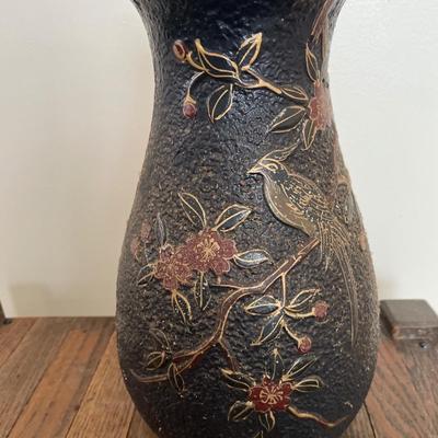 Japanese bird vase