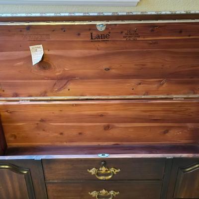 Vintage LANE Cedar Chest with the Key