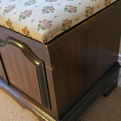 Vintage LANE Cedar Chest with the Key