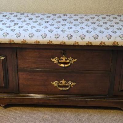Vintage LANE Cedar Chest with the Key