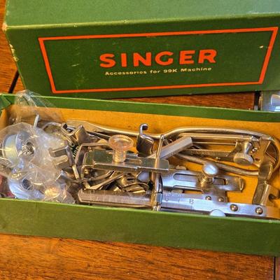 Vintage Singer Sewing Machine with Accessories