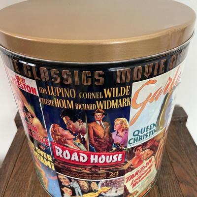 Movie tin and oval tub with handles
