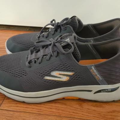 Men's Sketcher Shoes