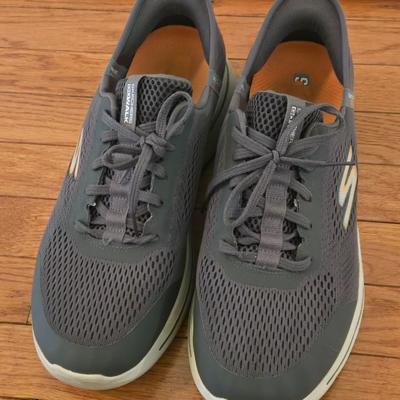 Men's Sketcher Shoes