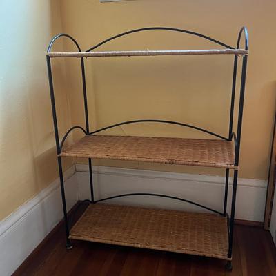 Iron Framed Shelving Unit with Woven Shelves (BP-MG)