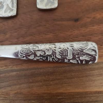 Monogram 19 Piece Silverware Set (D-KD)