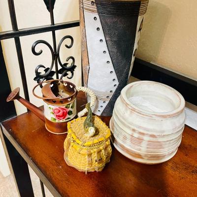 Vase Pot Lot w/ Yellow Basket