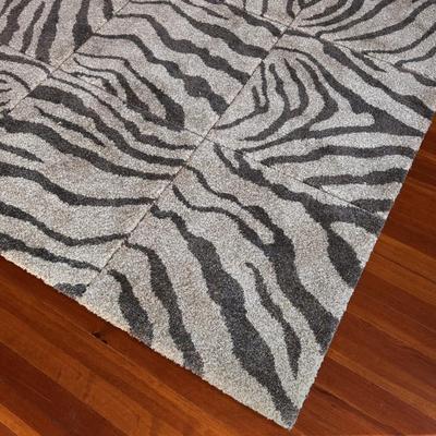 7’ x 5’ Geometrical Zebra Rug (B1-DZ)