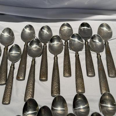 Hammered Handle Flatware Set (K-MK)