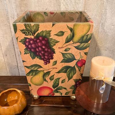 D1033 Decorative Decoupage Waste Bin with Candles