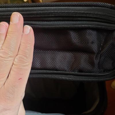 Hammacher Schlemmer Under Seat Rolling Carry-On Bag (D-KD)