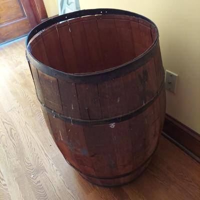 Three Wooden Barrels (B3-BBL)