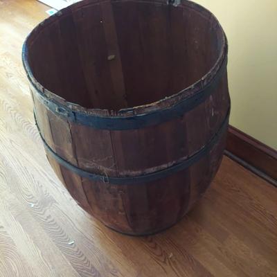 Three Wooden Barrels (B3-BBL)