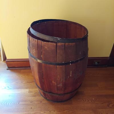 Three Wooden Barrels (B3-BBL)