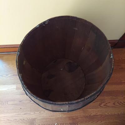 Three Wooden Barrels (B3-BBL)