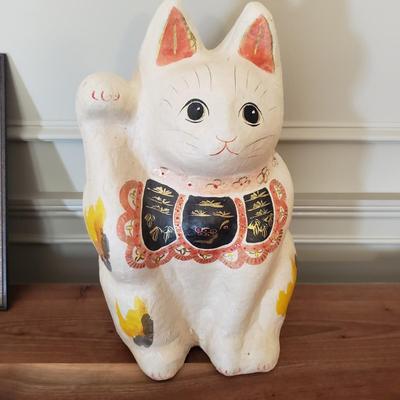 Paper Mache Lucky Cat & More (D-KD)
