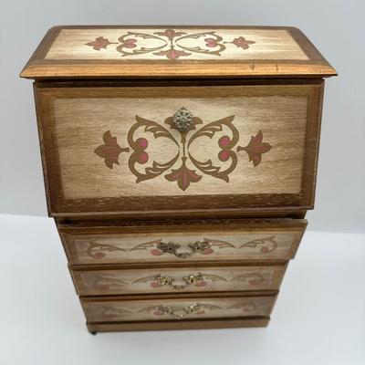 Norleans Musical Jewelry Box