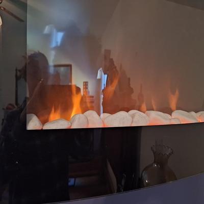 wall mounted fireplace w/ remote