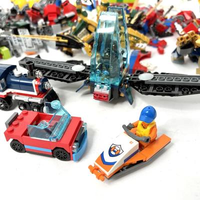 Lego Toy Lot Including Star Wars and Jeep