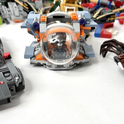 Lego Toy Lot Including Star Wars and Jeep