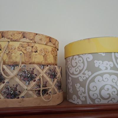 3 Hat boxes