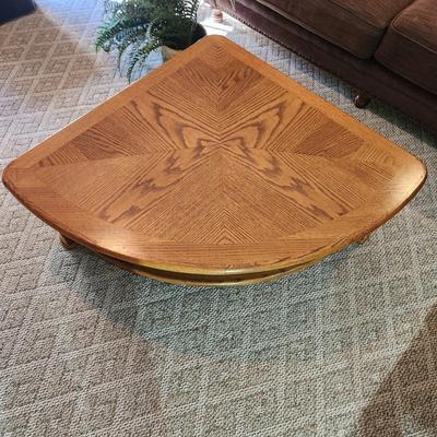 Solid Wood Pie Shaped Lift Top Coffee Table 38x38x39 x16H