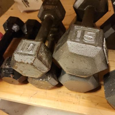 Lot of Dumbbells and Weider Barbell Weights 10,15,20,25