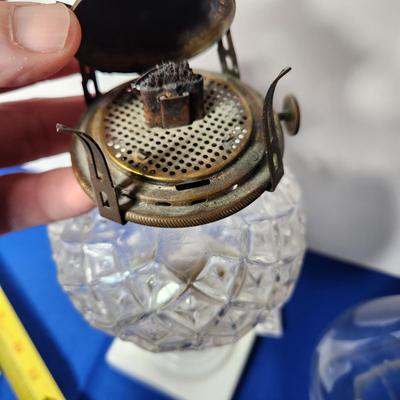 Queen Anne Kerosene Oil Lamp with Chimney & Burner Made in America