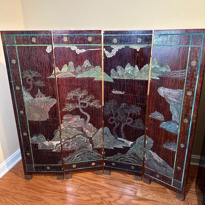 LOT 3: Vintage 4 Panel Chinese Wooden Screen Divider
