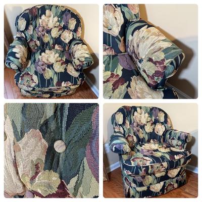 LOT 12: 2 Beautiful Floral Accent Chairs