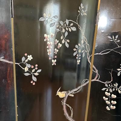 LOT 13: Vintage Chinese 4 Panel Wooden Screen Divider