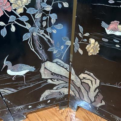 LOT 13: Vintage Chinese 4 Panel Wooden Screen Divider