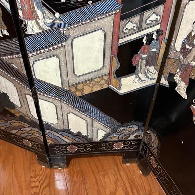 LOT 13: Vintage Chinese 4 Panel Wooden Screen Divider