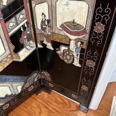 LOT 13: Vintage Chinese 4 Panel Wooden Screen Divider